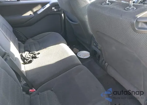 2011 Nissan Pathfinder Sv z USA, uszkodzony, nr VIN 5N1AR1NB2BC616869